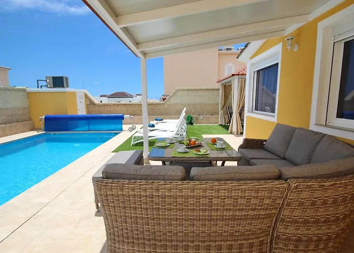 Villa Amazing 5-bedroom In Costa Adeje (Tenerife)
