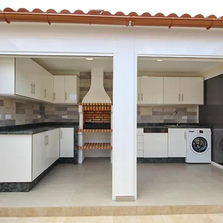 Amazing 5-bedroom In